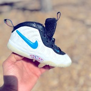 Nike toddler high top shoes